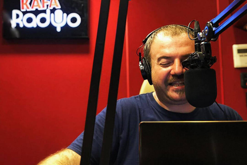 Kafa Radyo - Nihat Sırdar ile Sivrisinek