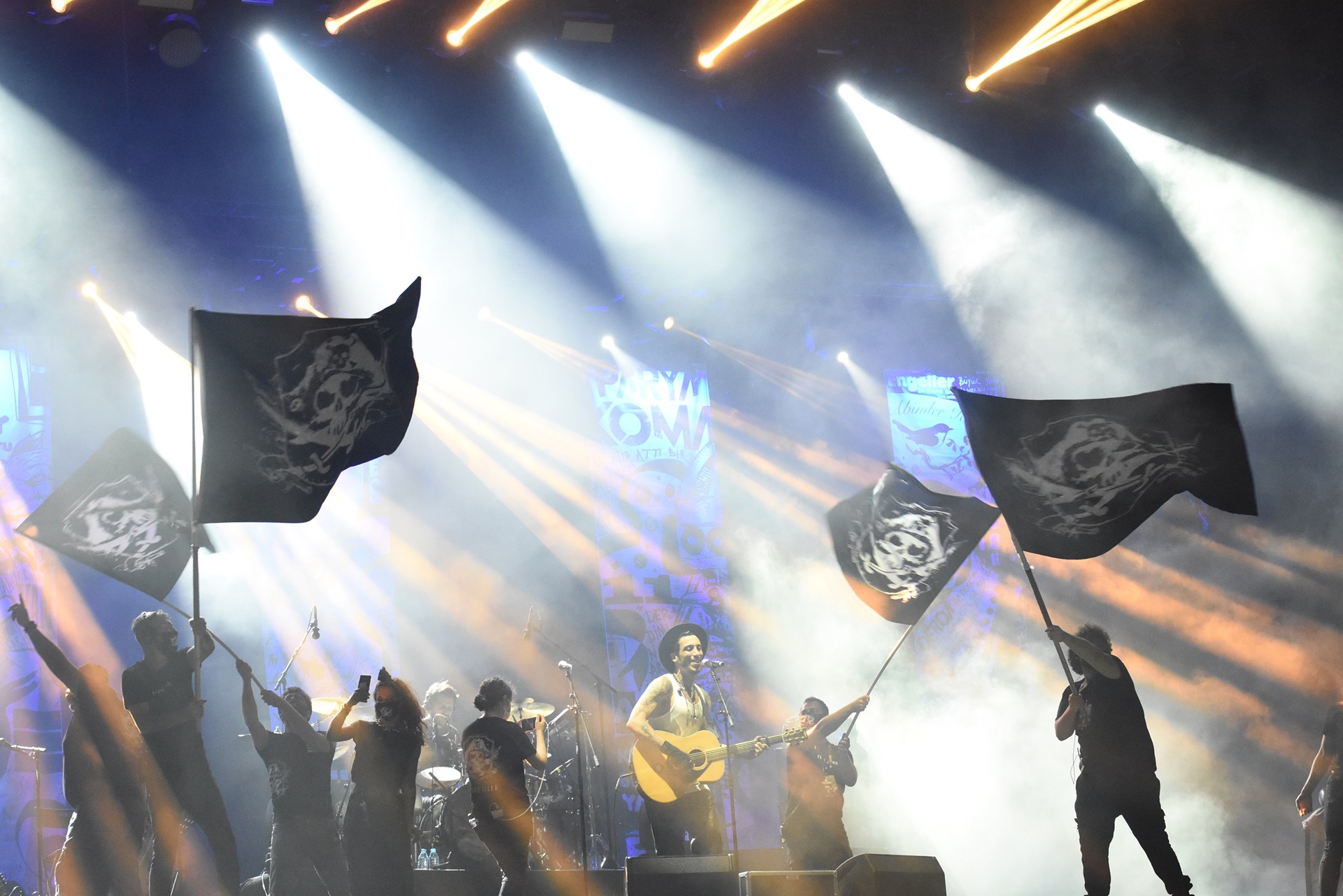 Can Bonomo Yenikapıda�da Rock And Roll Fırtınası Estirdi